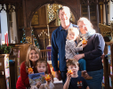 Christingle families